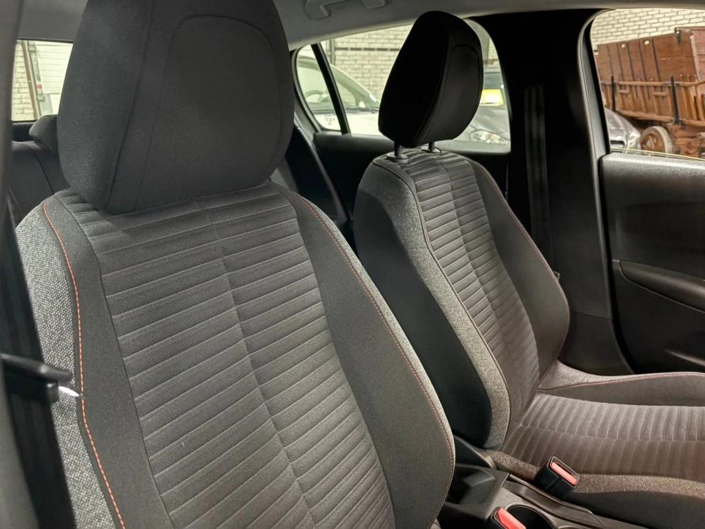 Peugeot 208 – foto 10