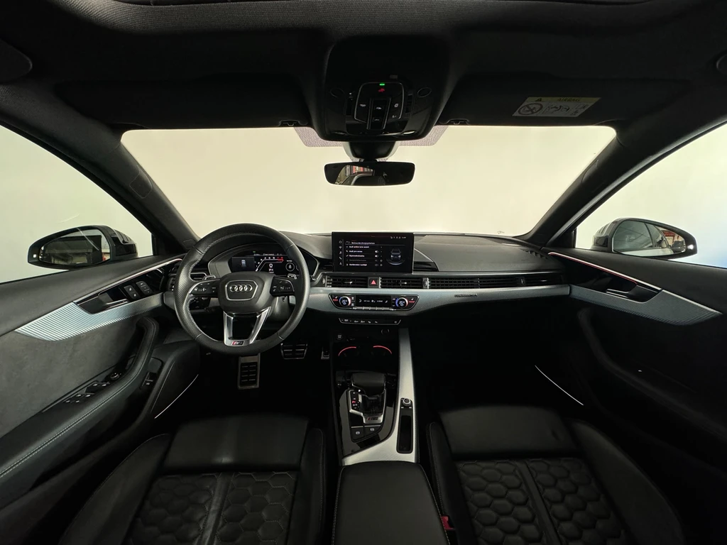Audi RS4 – foto 34