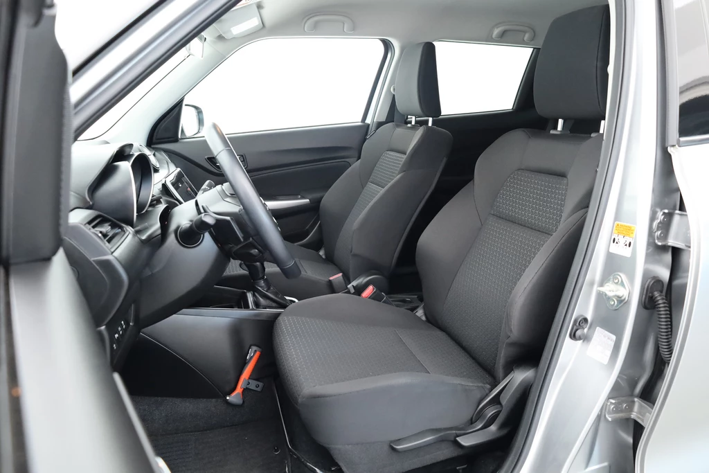 Suzuki Swift – foto 5