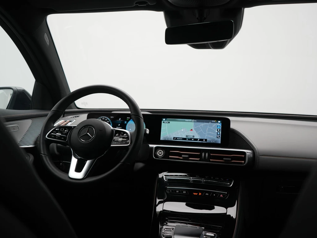 Mercedes-Benz EQC – foto 19