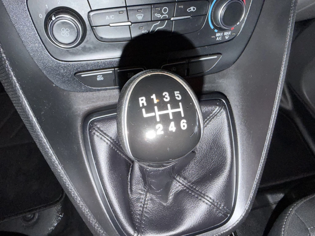 Ford Transit Connect – foto 22