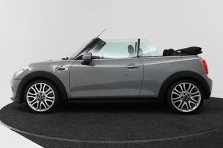 MINI Cooper Cabrio – thumbnail 2