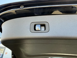 Mercedes-Benz GLC – thumbnail 31