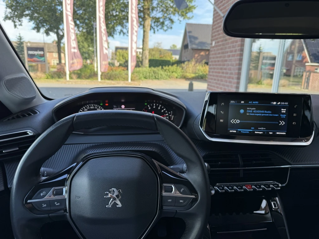 Peugeot 208 – foto 15