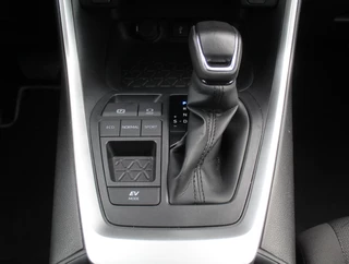 Toyota RAV4 – thumbnail 25