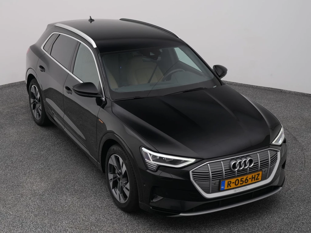 Audi e-tron – foto 15