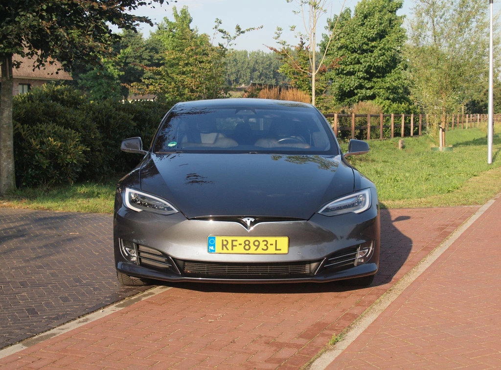 Tesla Model S – foto 10