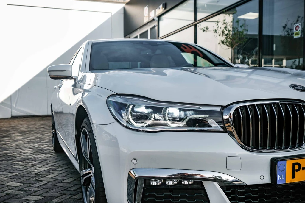 BMW 7 Serie – foto 22