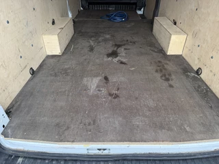 Ford E-Transit – thumbnail 16