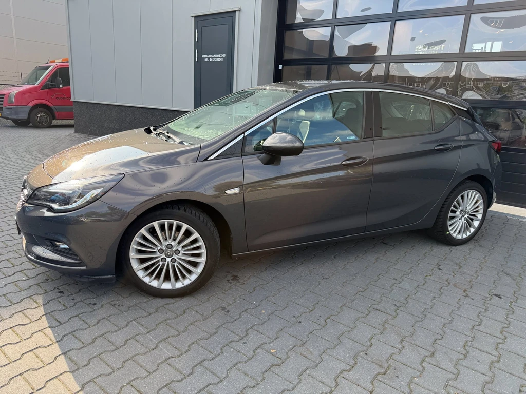 Opel Astra – foto 2