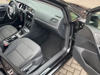Volkswagen Golf – thumbnail 9