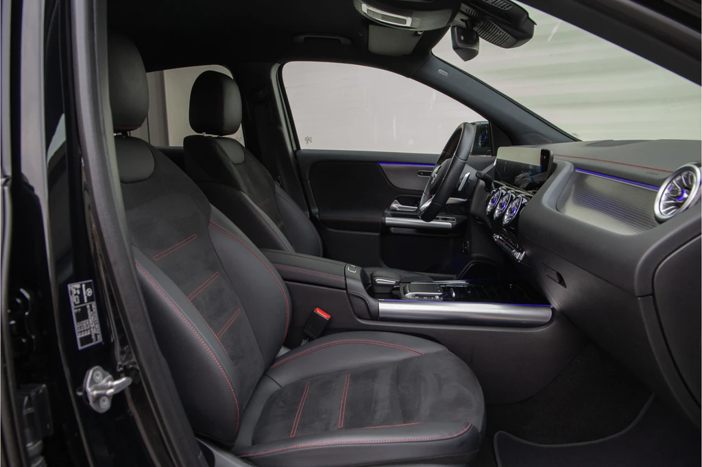 Mercedes-Benz EQA – foto 12