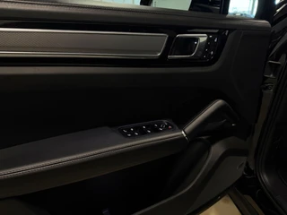 Porsche Cayenne – thumbnail 20