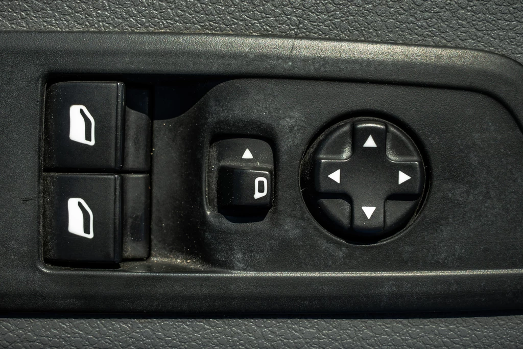 Opel Vivaro – foto 25