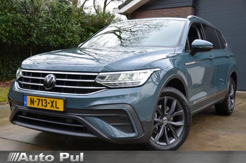 Volkswagen Tiguan Allspace 1.5 TSI Life Business 7 Persoons Autoaat/Navi/Pdc/Ecc/Achteruitrijcamera/Stoel&Stuur verwarming/Virtueel dashboard/Privacy-Glass/Cr-Controle/18-Inc Lmv/Trekhaak