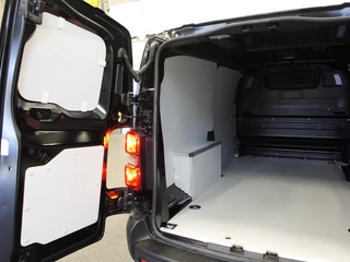 Opel Vivaro – thumbnail 37