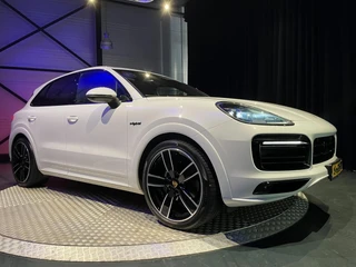 Porsche Cayenne – thumbnail 18