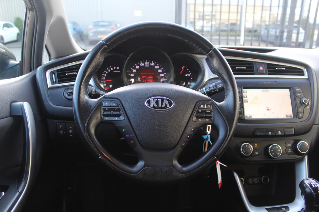 Kia cee'd – foto 13