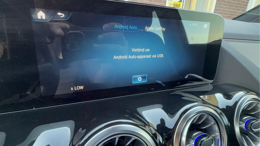 Mercedes-Benz EQA – foto 13