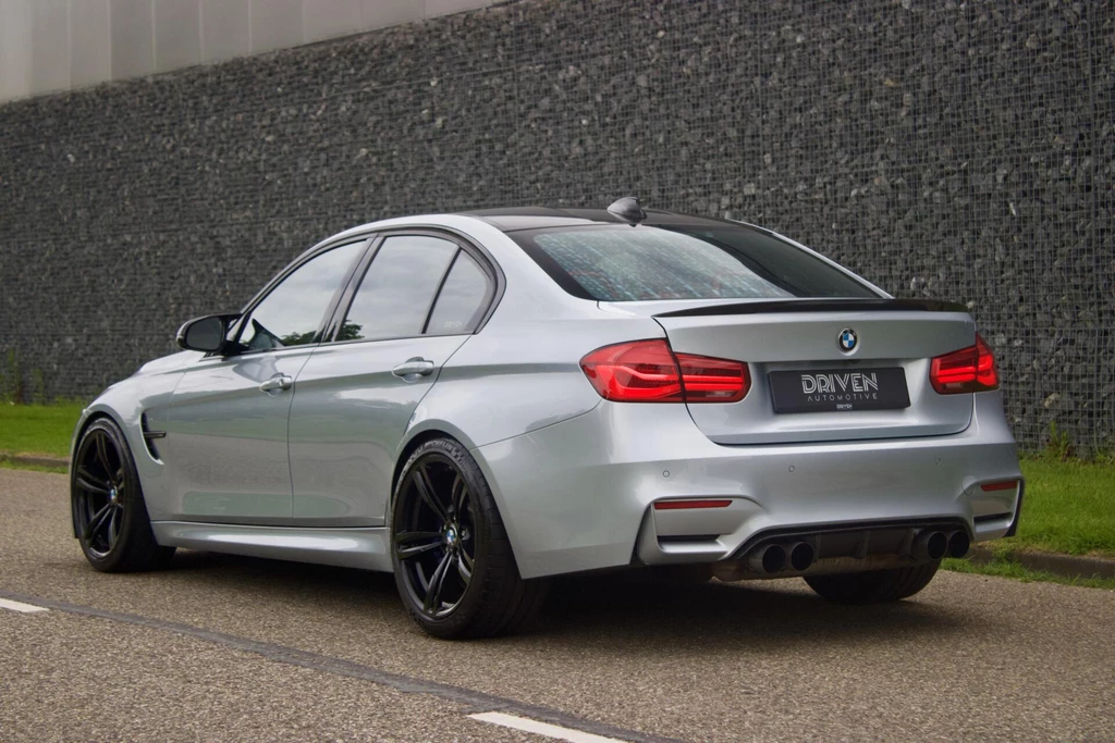 BMW M3 – foto 3