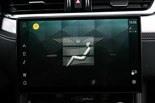 Jaguar F-PACE – thumbnail 53