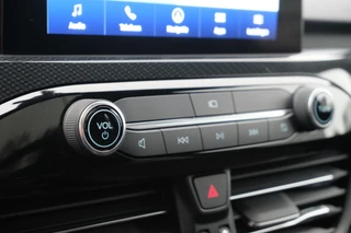 Ford Kuga – thumbnail 40