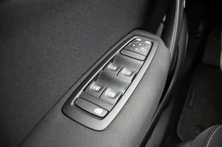 Renault Megane E-Tech – thumbnail 30