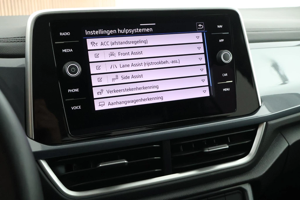 Volkswagen T-Roc – foto 29