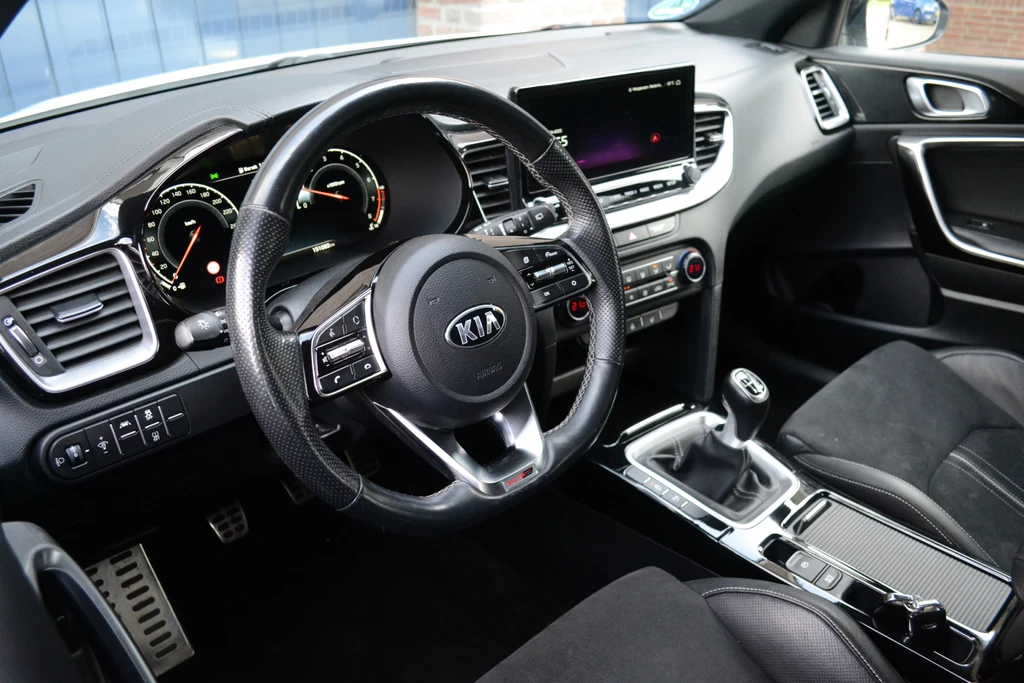 Kia ProCeed – foto 10