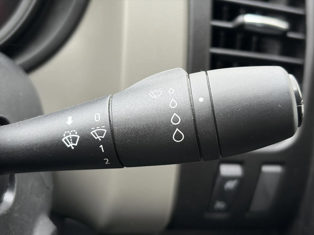 Nissan NV300 – foto 25