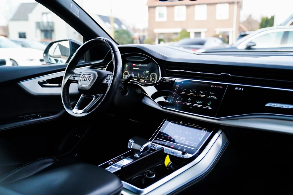 Audi Q8 – foto 24