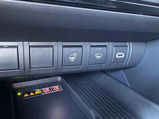 Toyota C-HR – thumbnail 24