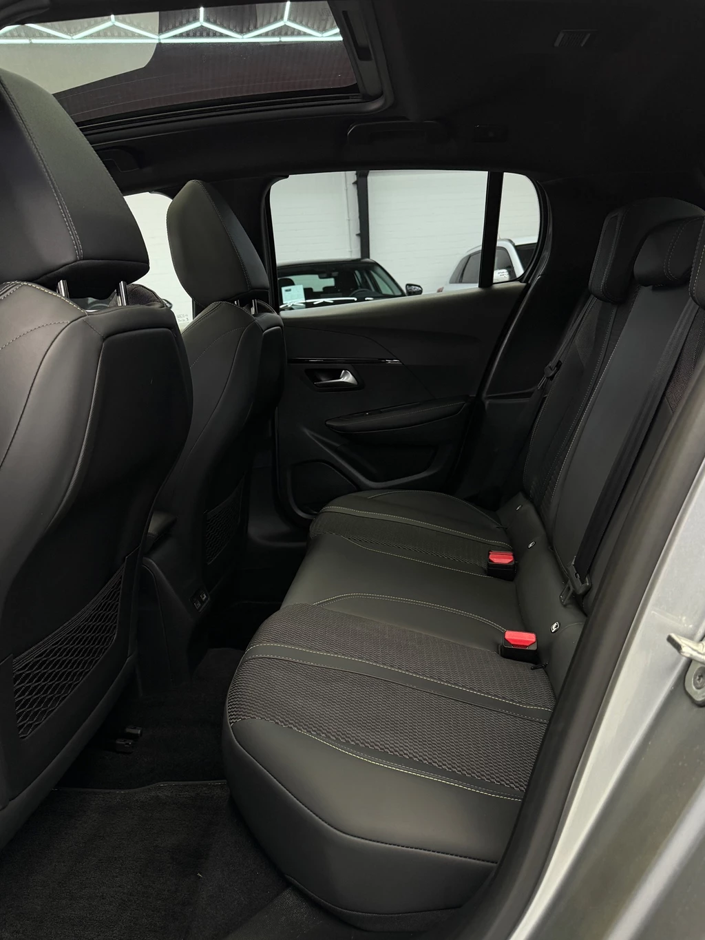 Peugeot 208 – foto 16