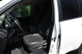 Toyota Land Cruiser – thumbnail 10