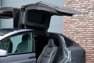 Tesla Model X – thumbnail 11
