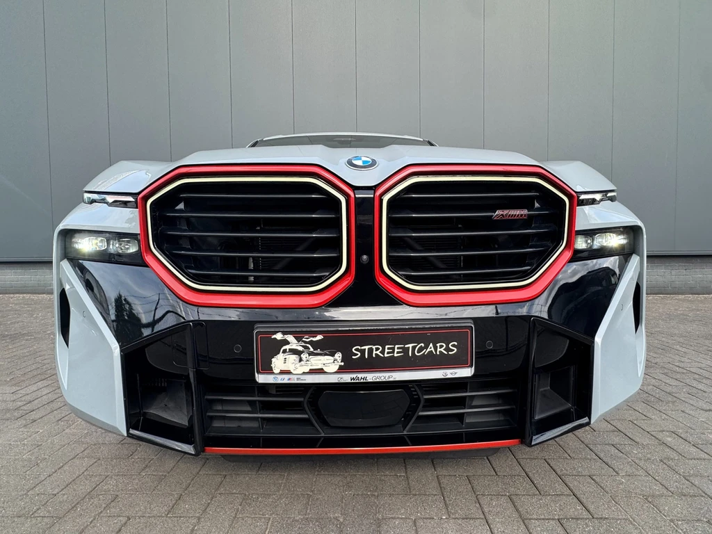 BMW XM – foto 10