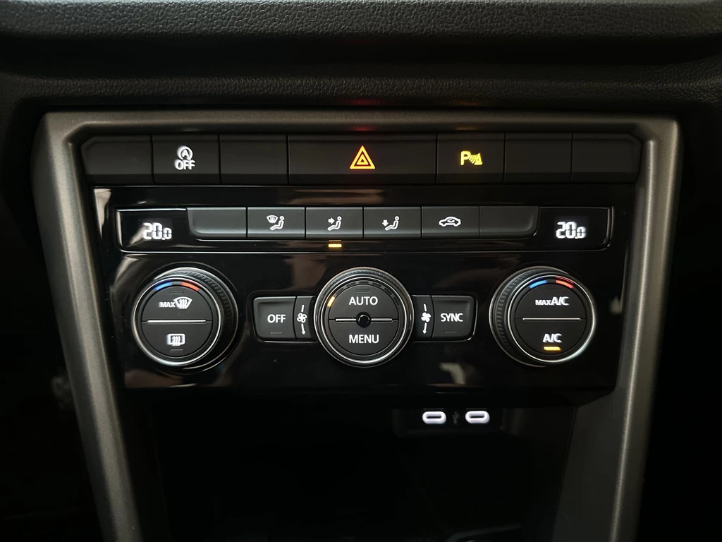Volkswagen T-Roc – foto 24