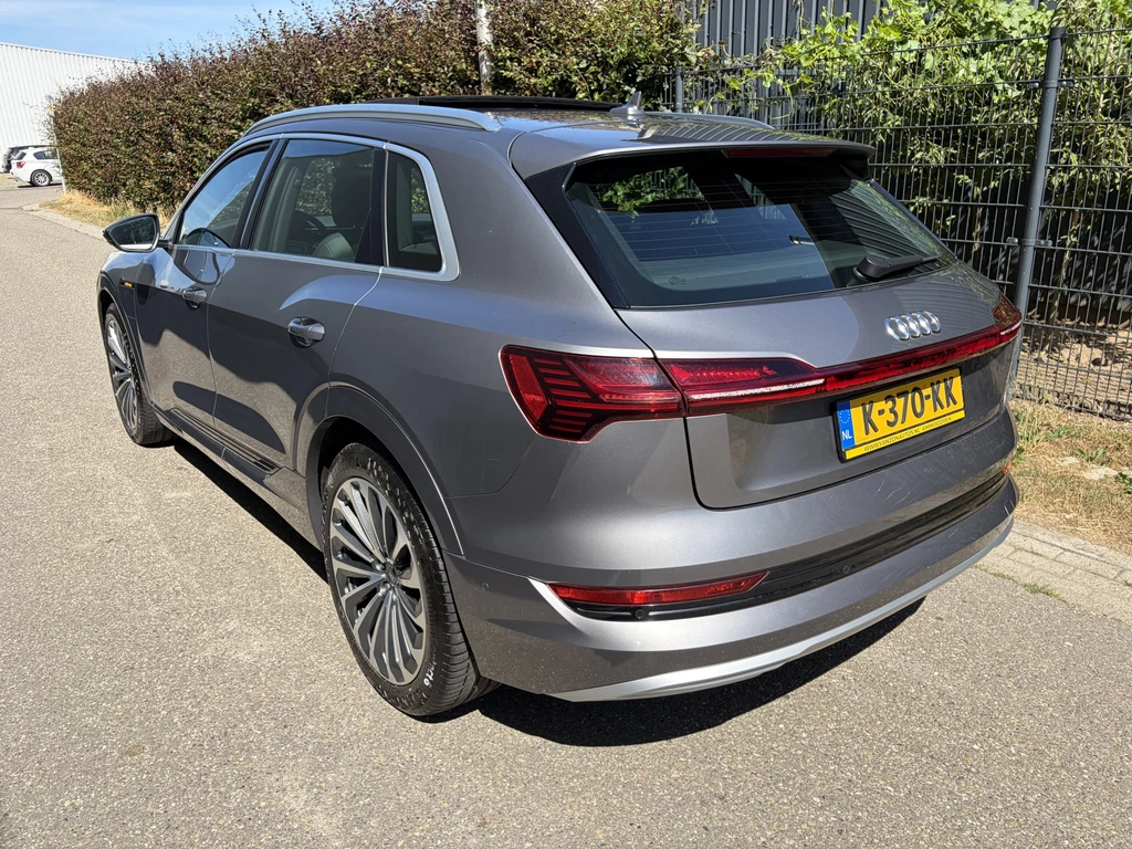 Audi e-tron – foto 5