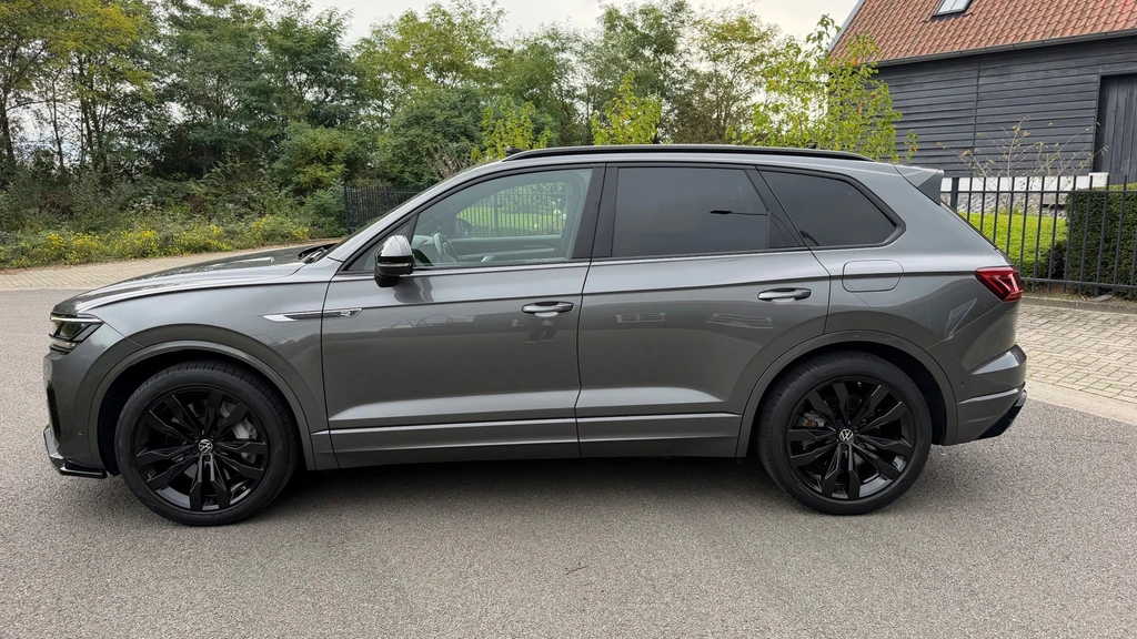 Volkswagen Touareg – foto 2