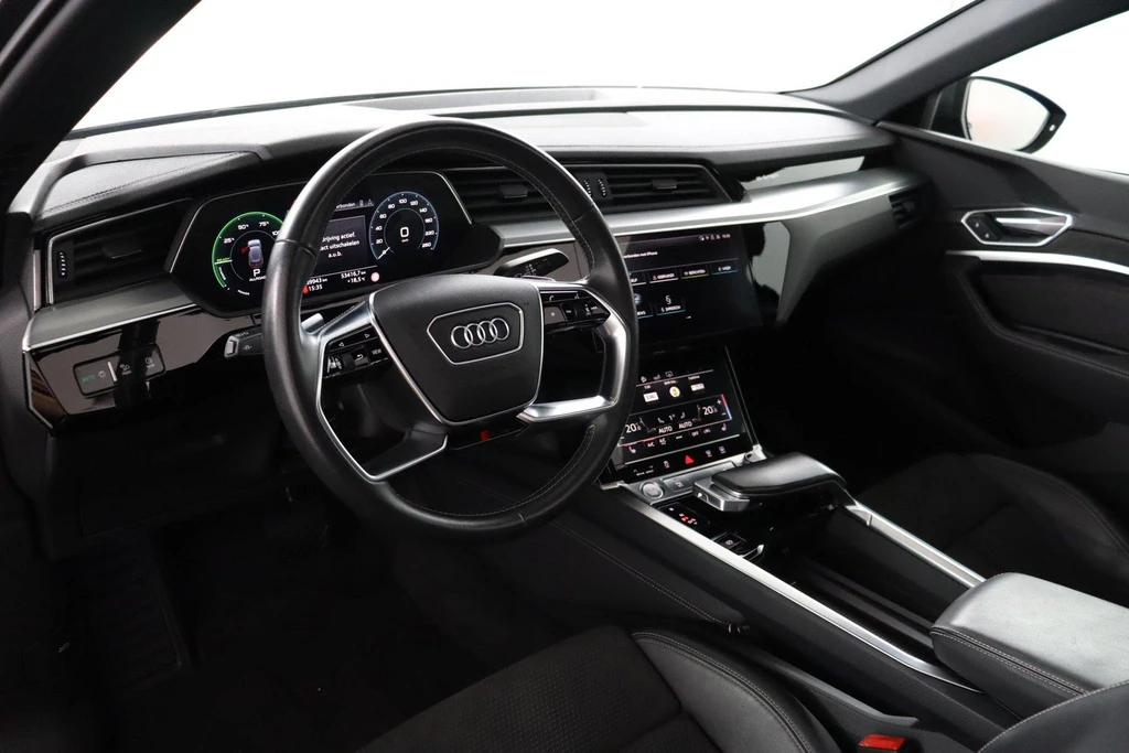Audi e-tron – foto 54