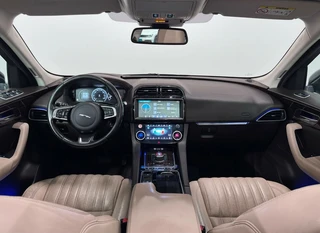 Jaguar F-PACE – thumbnail 12