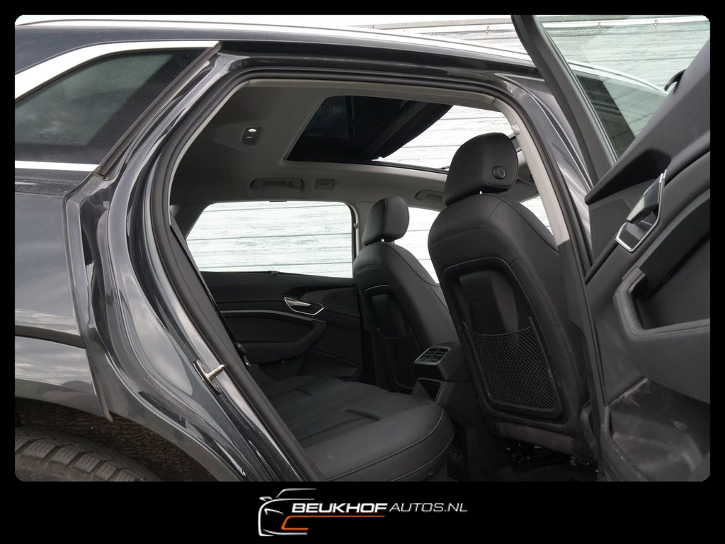 Audi e-tron – foto 17