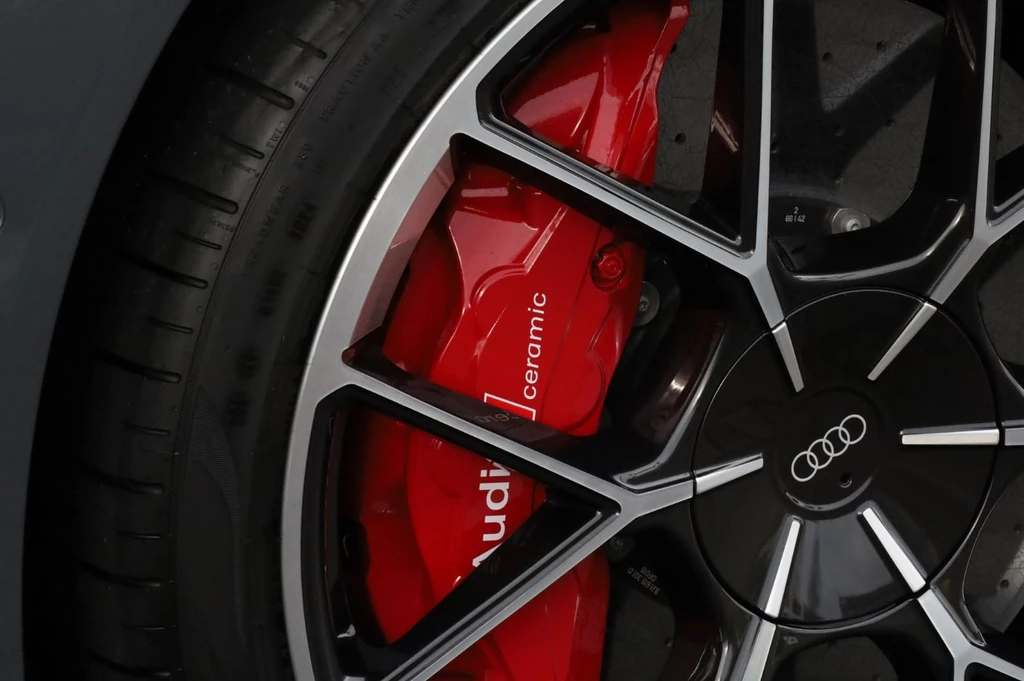 Audi e-tron GT – foto 18