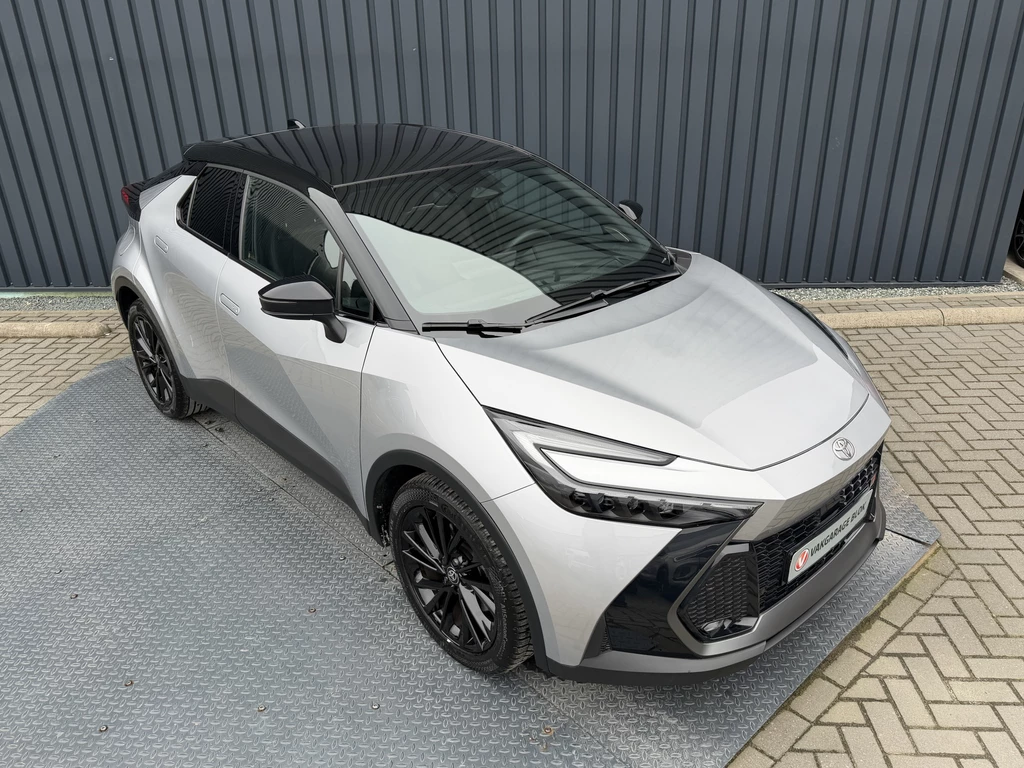 Toyota C-HR – foto 11