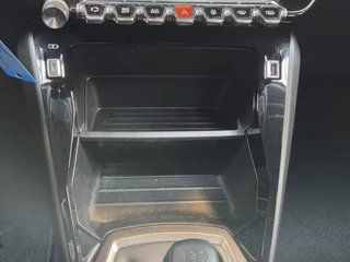 Peugeot 208 – thumbnail 33