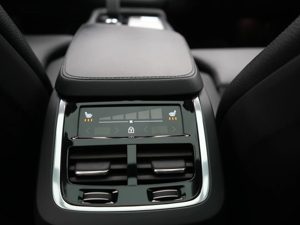 Volvo XC90 – foto 33