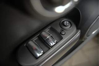 MINI Cooper Cabrio – thumbnail 28