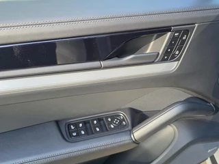 Porsche Cayenne – thumbnail 19