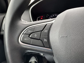 Renault Mégane Estate – thumbnail 8