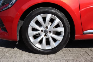 Renault Clio – thumbnail 12